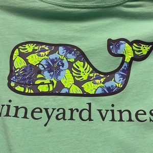 Vineyard vines long sleeve tee